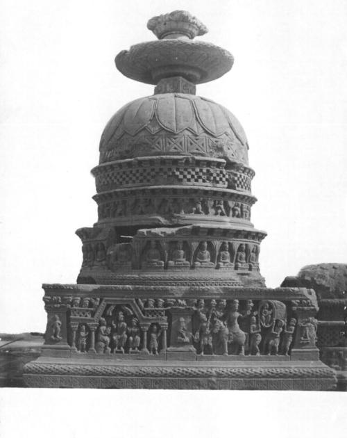 [Votive stupa from Loriyan Tangai] P036980 Digital Collections